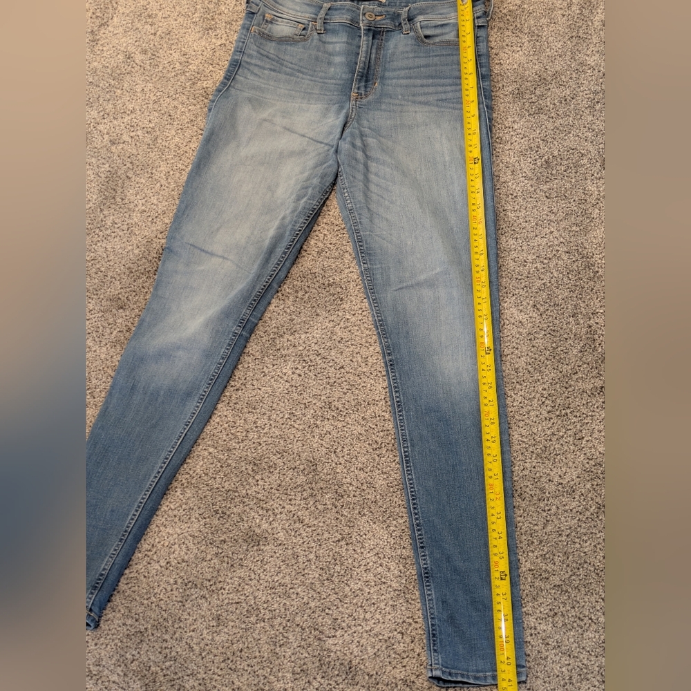 Women's Hollister Sz 7R Denim Blue Jeans 28x31 High Rise Distressed Skinny Pants - Picture 3 of 16